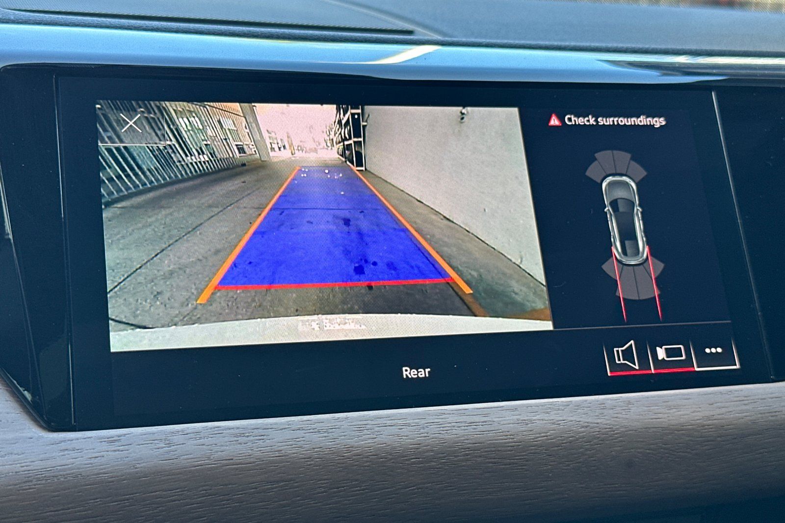 2022 Audi e-tron GT Premium Plus photo 17