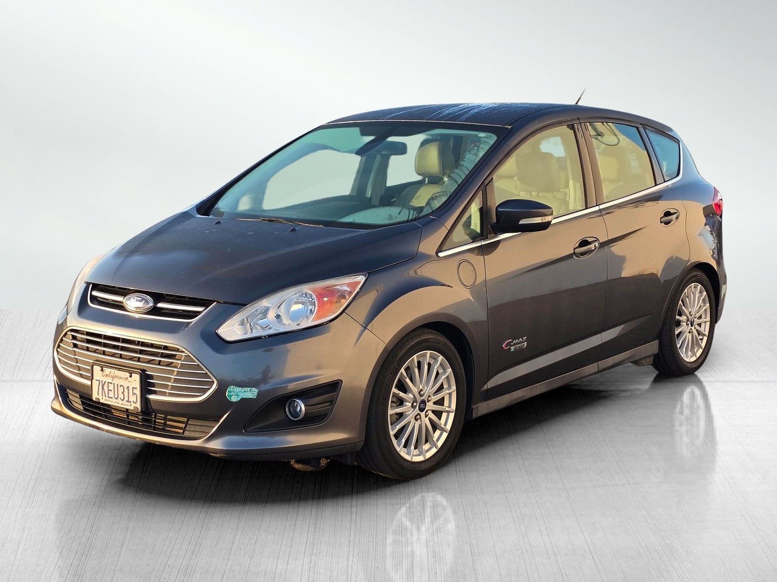 2015 Ford C-Max Energi SEL photo 3