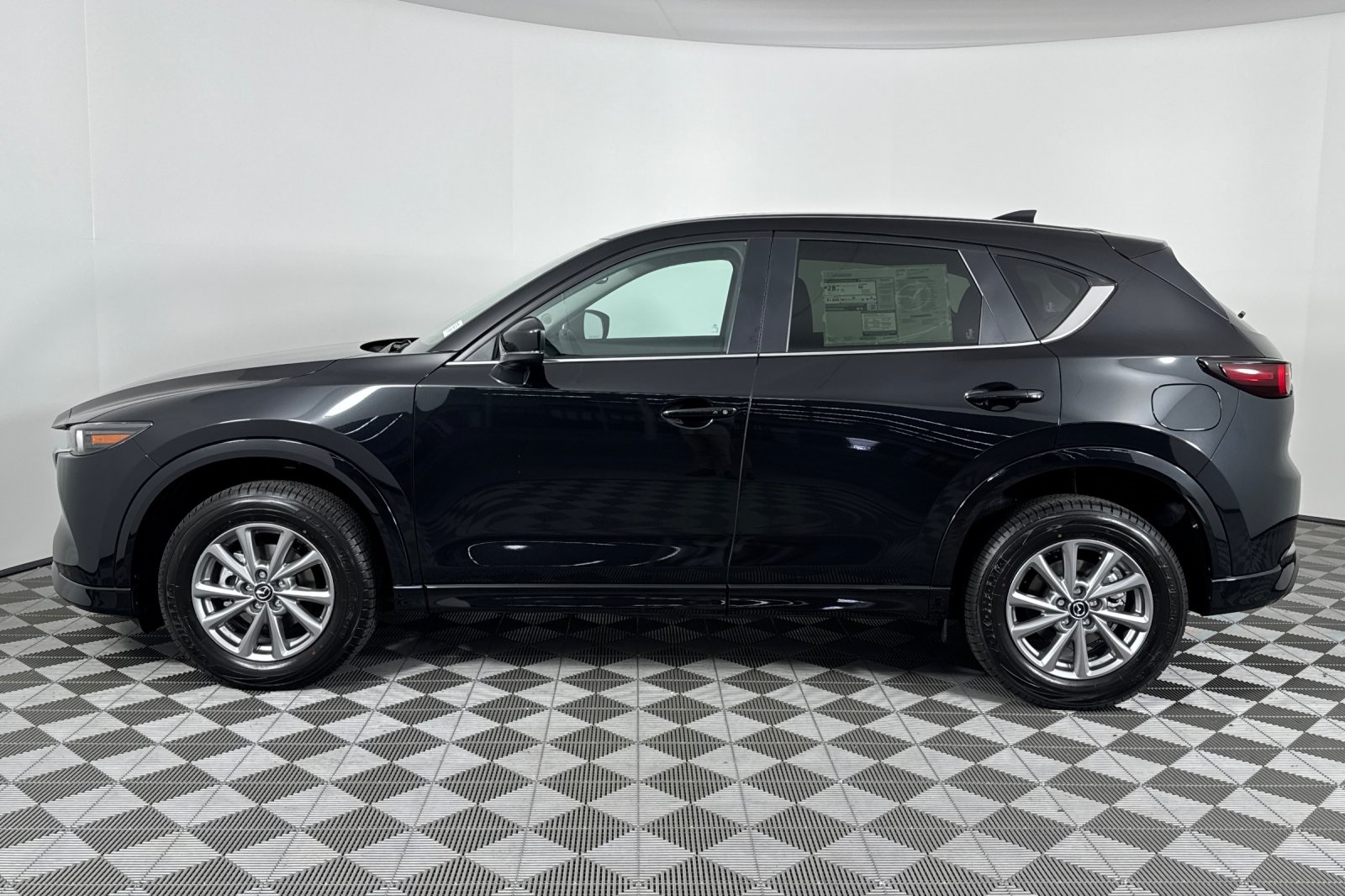 2025 Mazda CX-5 2.5 S Preferred photo 7