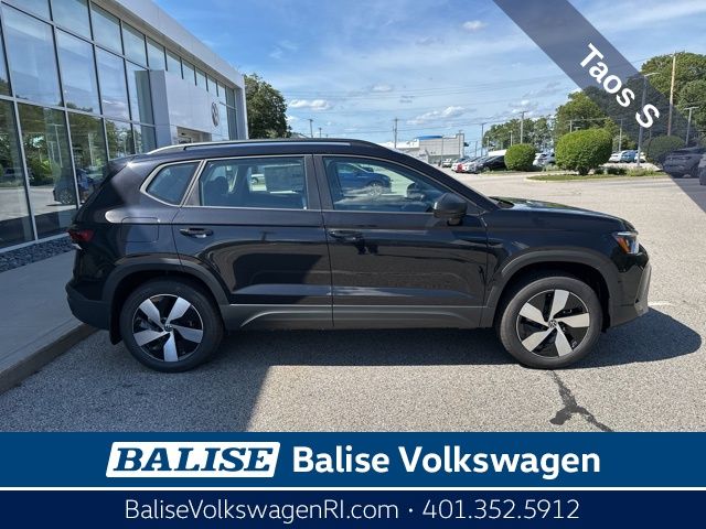 2025 Volkswagen Taos S photo 5