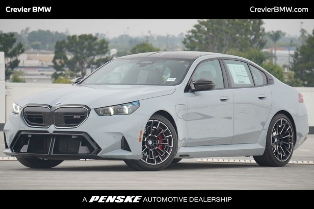 2025 BMW M5