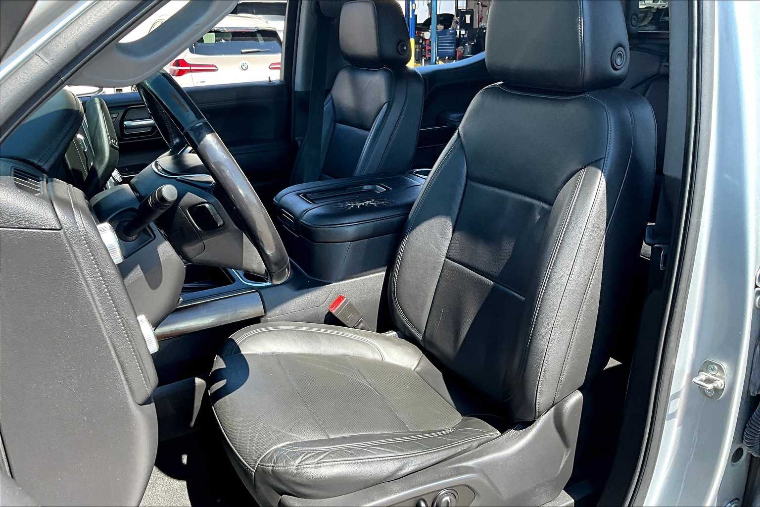 2020 Gmc Sierra SLT photo 7