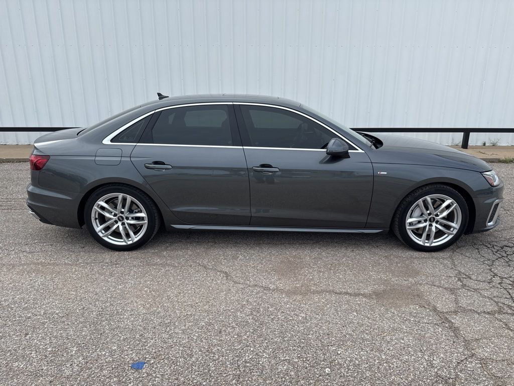 2023 Audi A4 45 S line Premium Plus Quattro photo 13