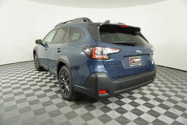 2025 Subaru Outback Onyx Edition photo 3