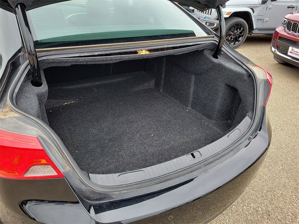 2019 Chevrolet Impala Premier photo 15