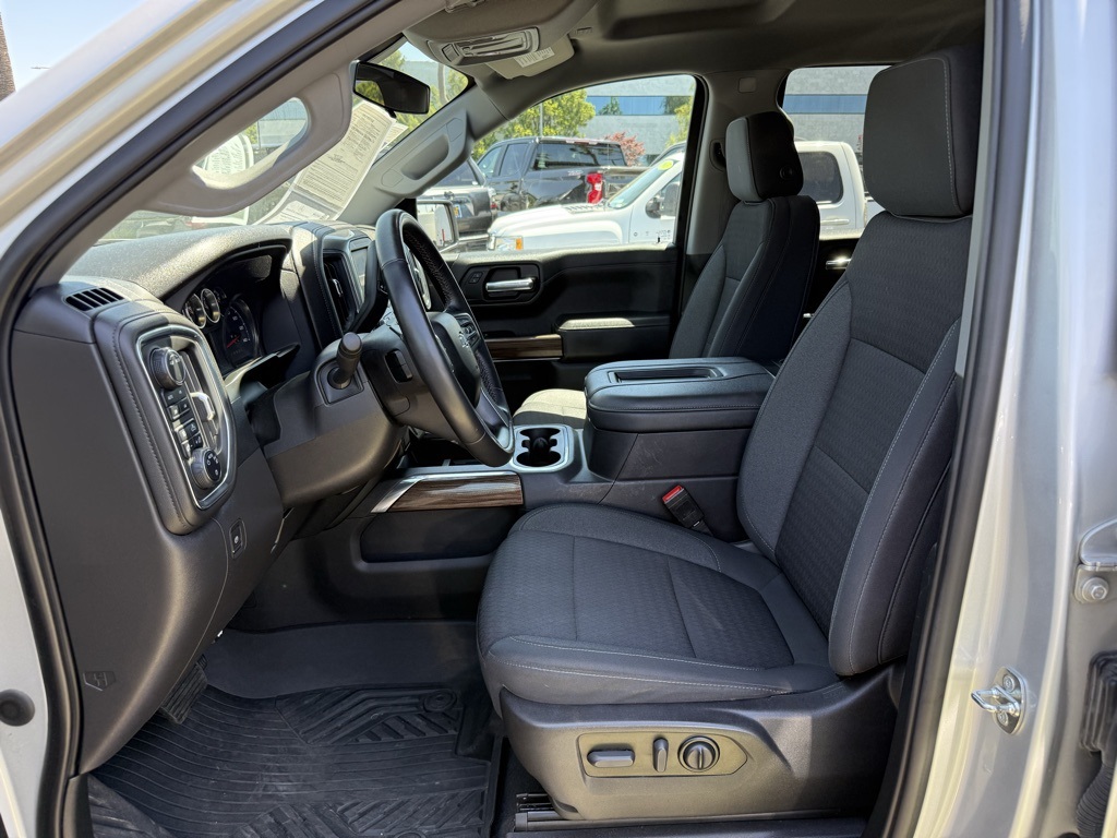 Used 2022 Silver Chevrolet LT Trail Boss image 20