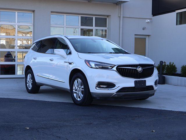 2021 Buick Enclave Essence's photo