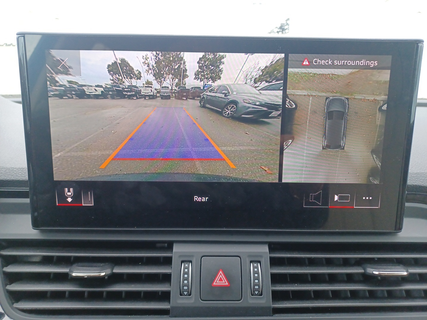 2024 Audi Q5 45 S line Premium photo 3