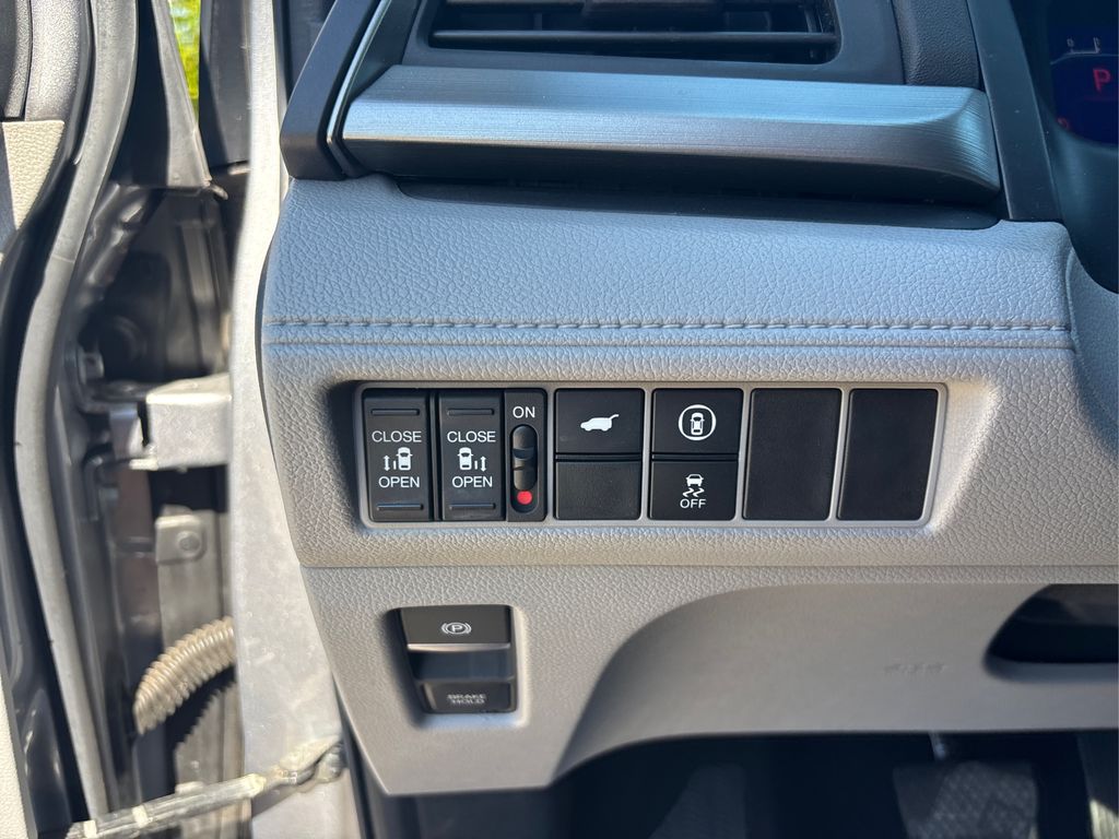 2022 Honda Odyssey EX-L photo 34