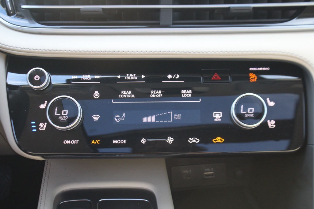 2025 Infiniti QX60 Luxe photo 21