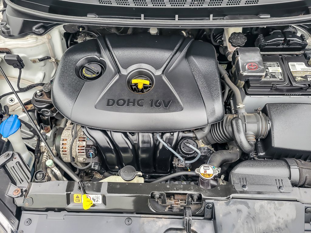 2016 HYUNDAI ELANTRA - Image 22