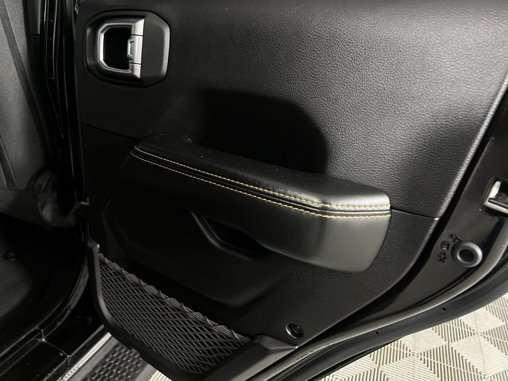 2024 Jeep Wrangler Sahara photo 26