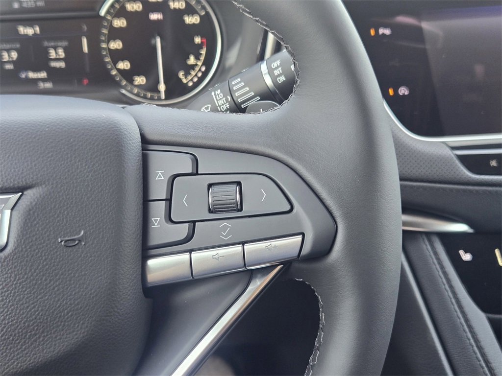 2025 Cadillac XT6 Luxury photo 25