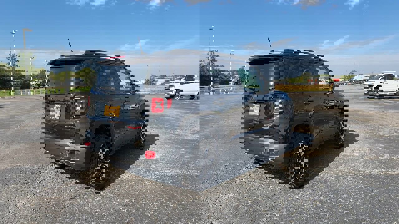 2020 Jeep Renegade Trailhawk photo 7