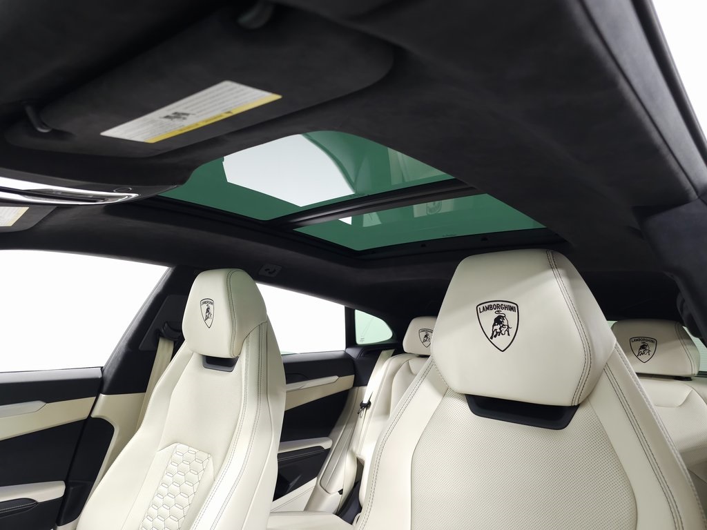 2021 LAMBORGHINI URUS - Image 19