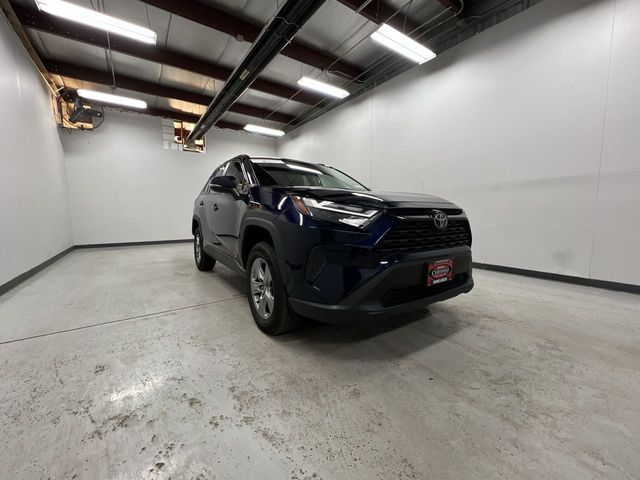 2025 Toyota RAV4 XLE photo 2