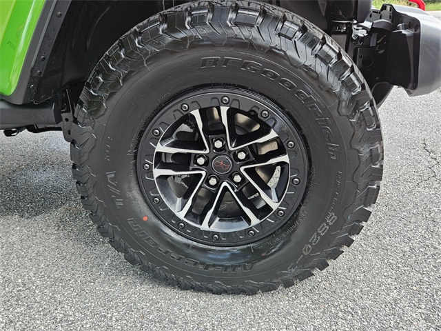 2025 Jeep Wrangler Rubicon photo 16