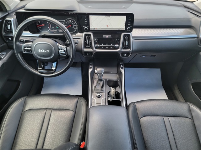 2023 Kia Sorento S photo 17