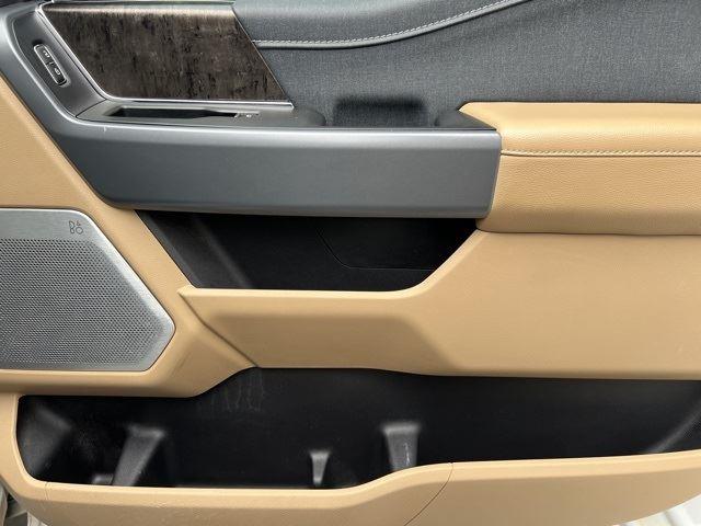 2022 Ford F-150 Lariat photo 25