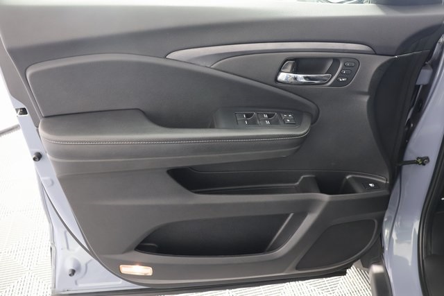 2022 Honda Ridgeline RTL-E photo 24