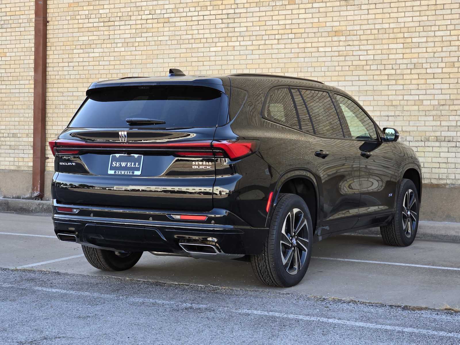 2026 Buick Enclave Sport Touring photo 2