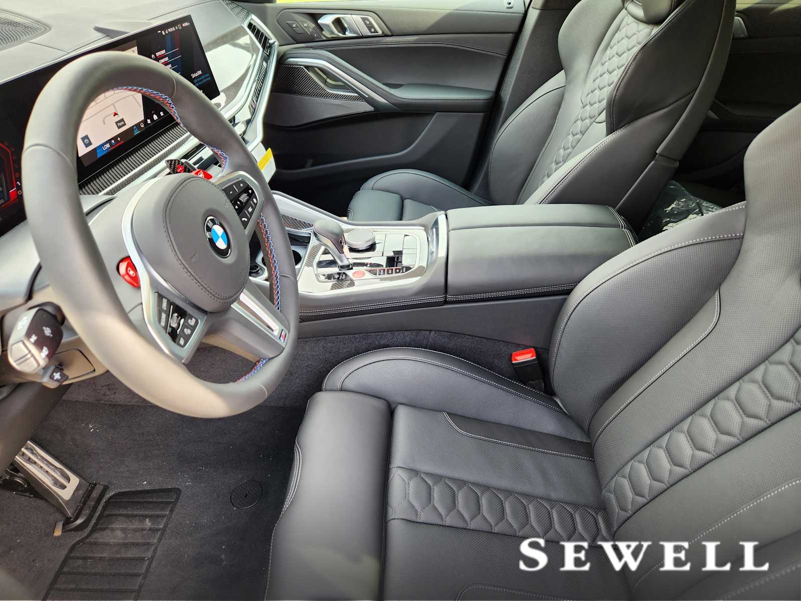 2025 Bmw X6 X6 M Competition photo 4