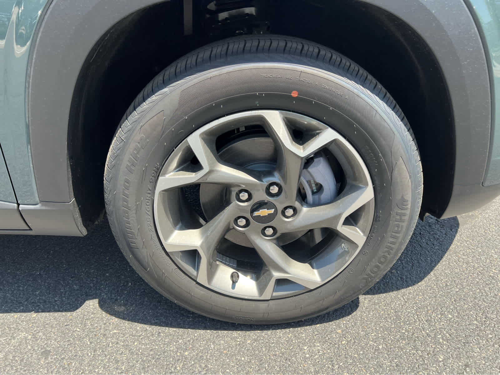 2025 Chevrolet Trax LT photo 10