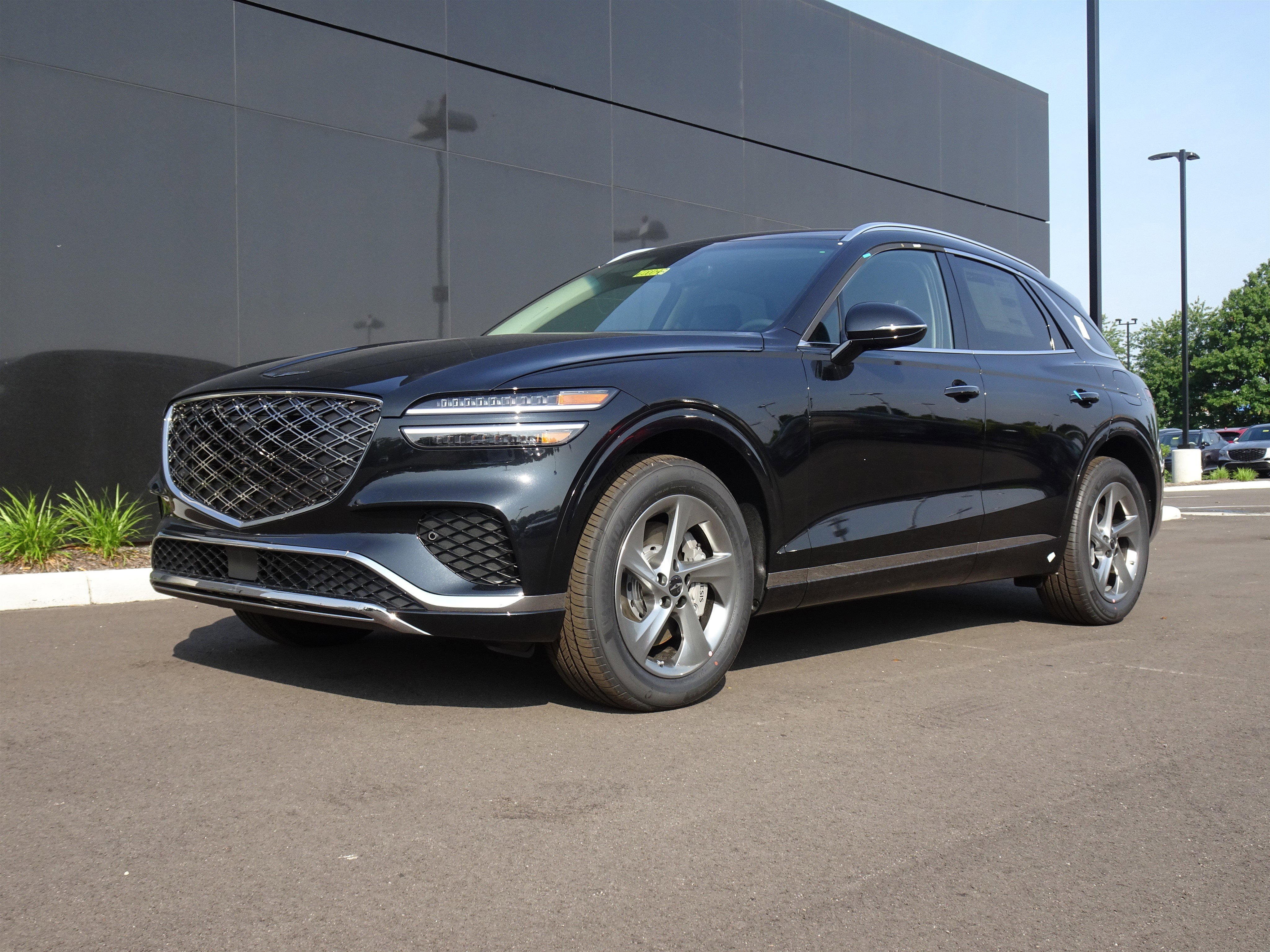 2026 GENESIS GV70's photo