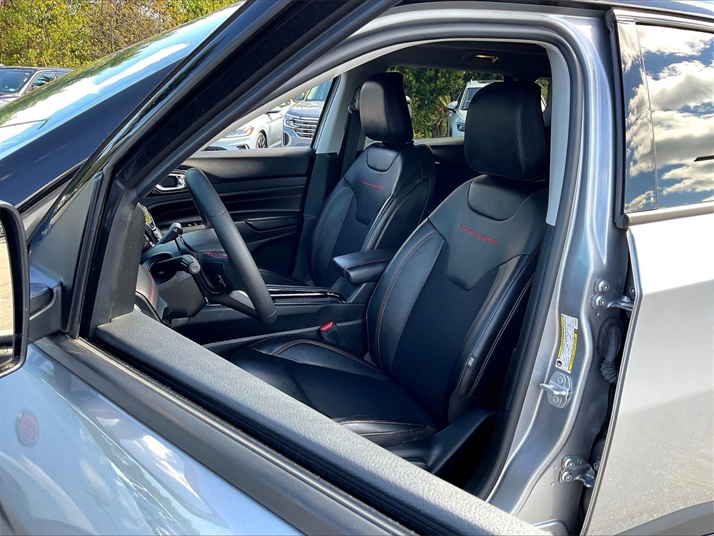 2022 Jeep Compass Trailhawk photo 5