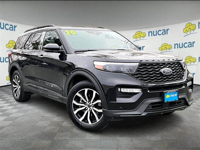 2020 Ford Explorer ST's photo