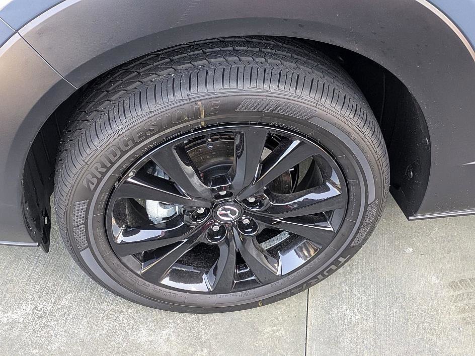 2025 Mazda CX-30 2.5 S Carbon photo 9
