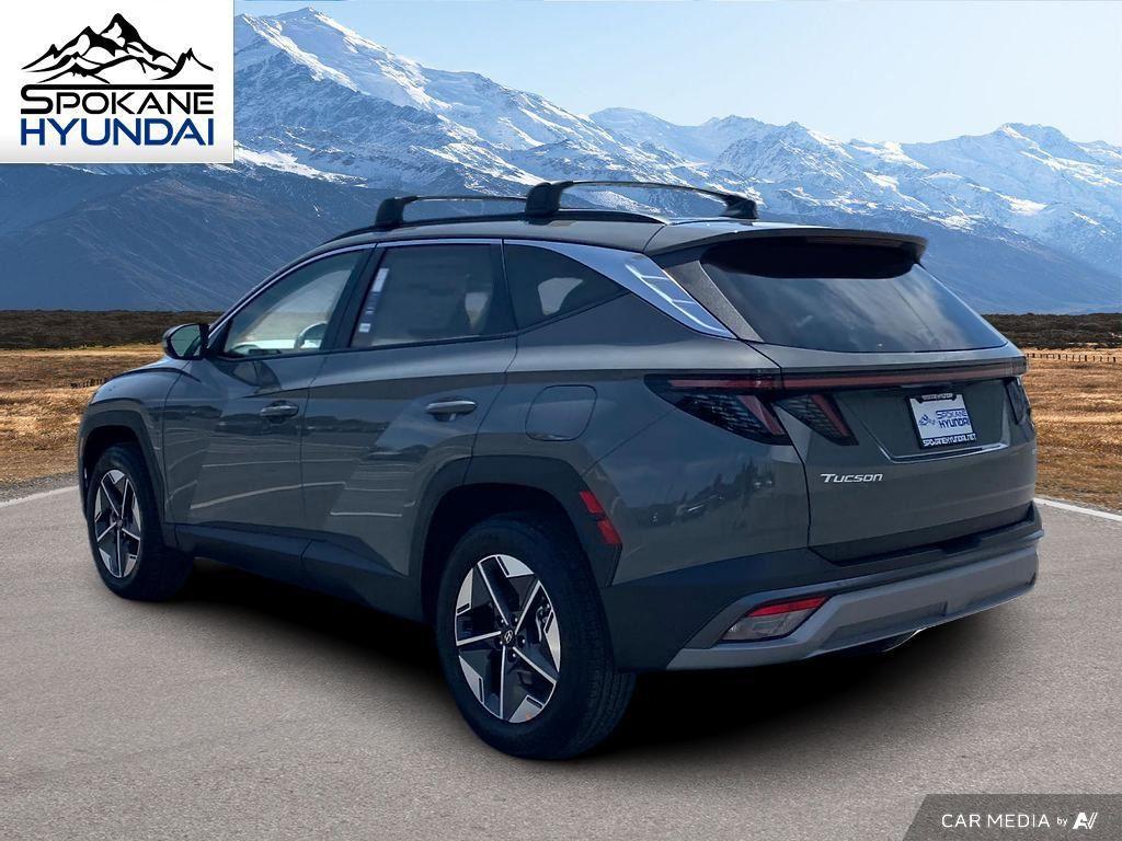 2025 Hyundai Tucson SEL Convenience Sport photo 2