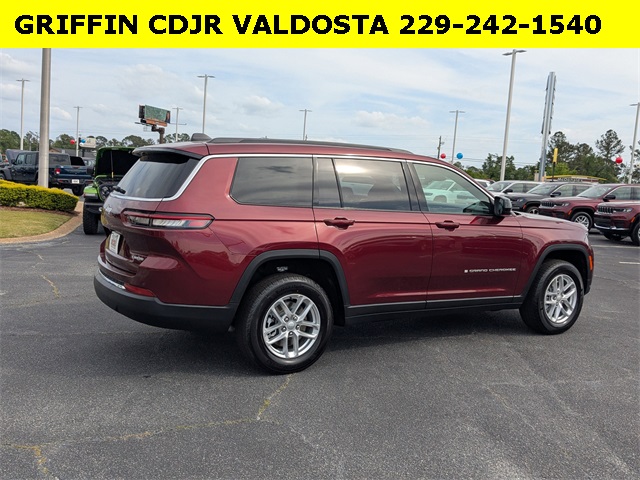 2025 Jeep Grand Cherokee Laredo X photo 3