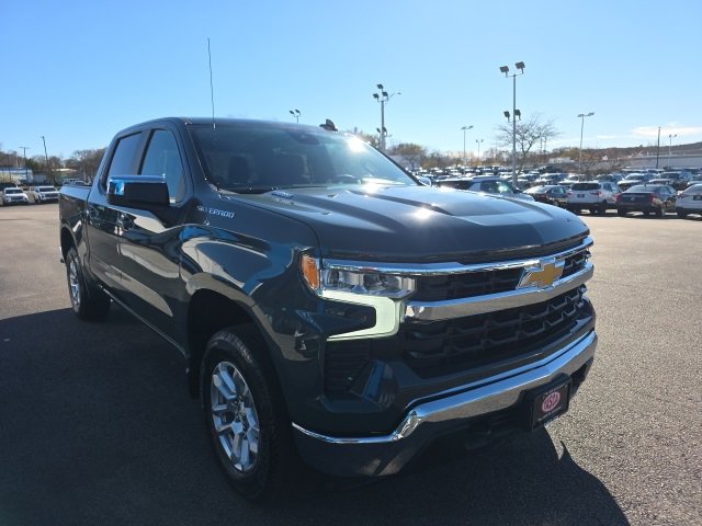 2026 Chevrolet Silverado 1500 LT's photo