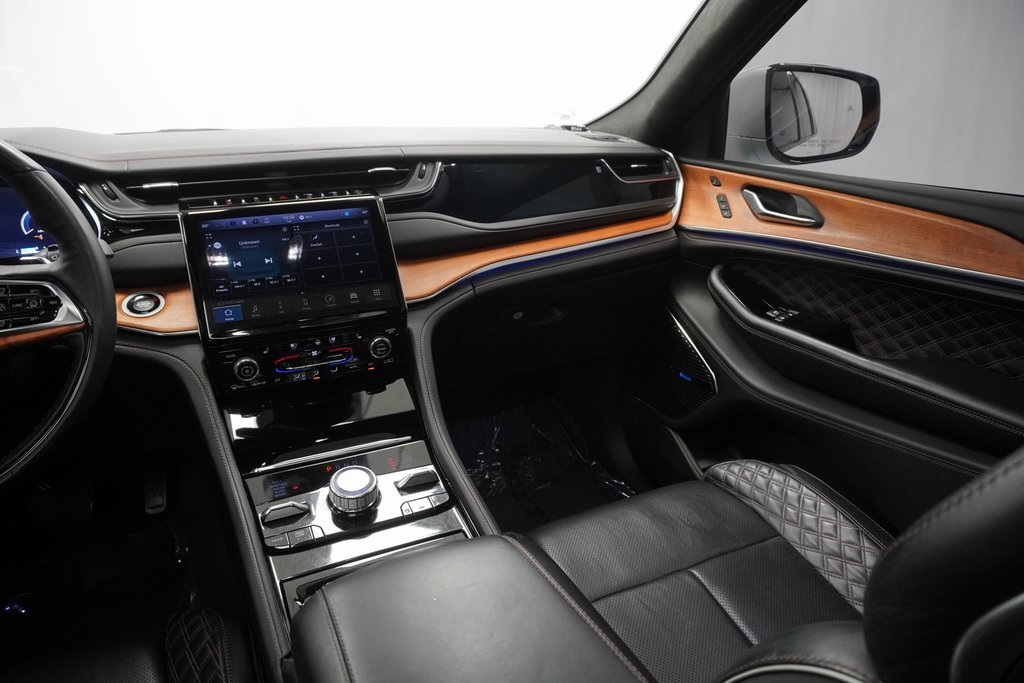 2022 Jeep Grand Cherokee Summit Reserve photo 20