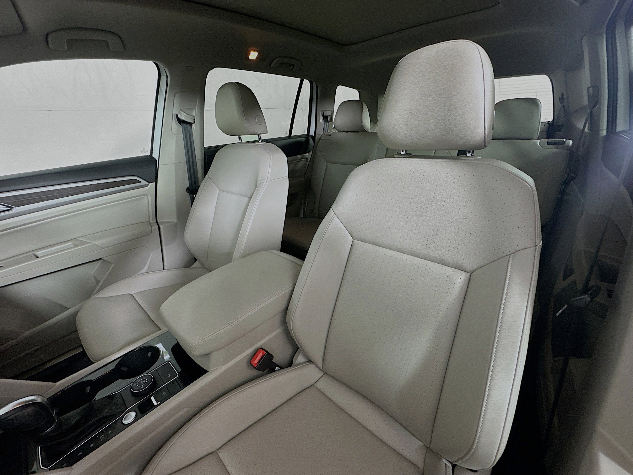 2019 Volkswagen Atlas V6 SEL photo 17