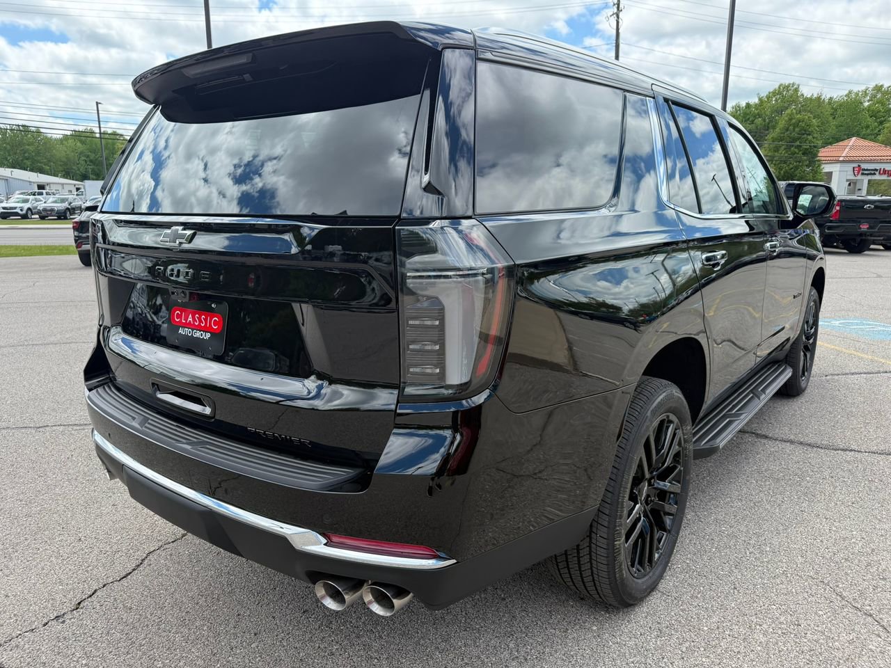 2025 Chevrolet Tahoe Premier photo 6