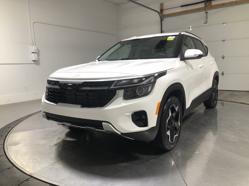 2025 Kia Seltos S photo 3