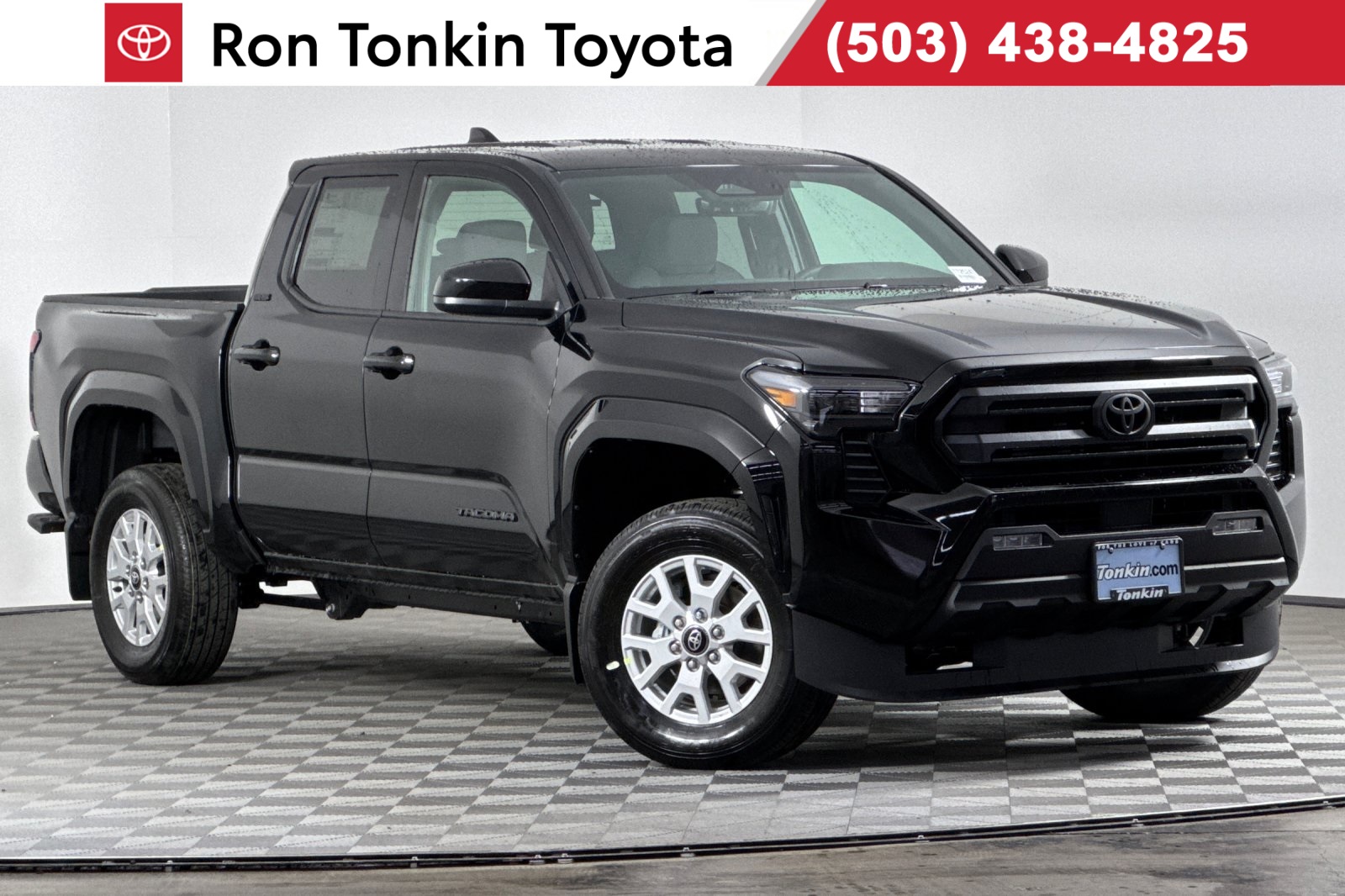 2025 Toyota Tacoma SR5's photo