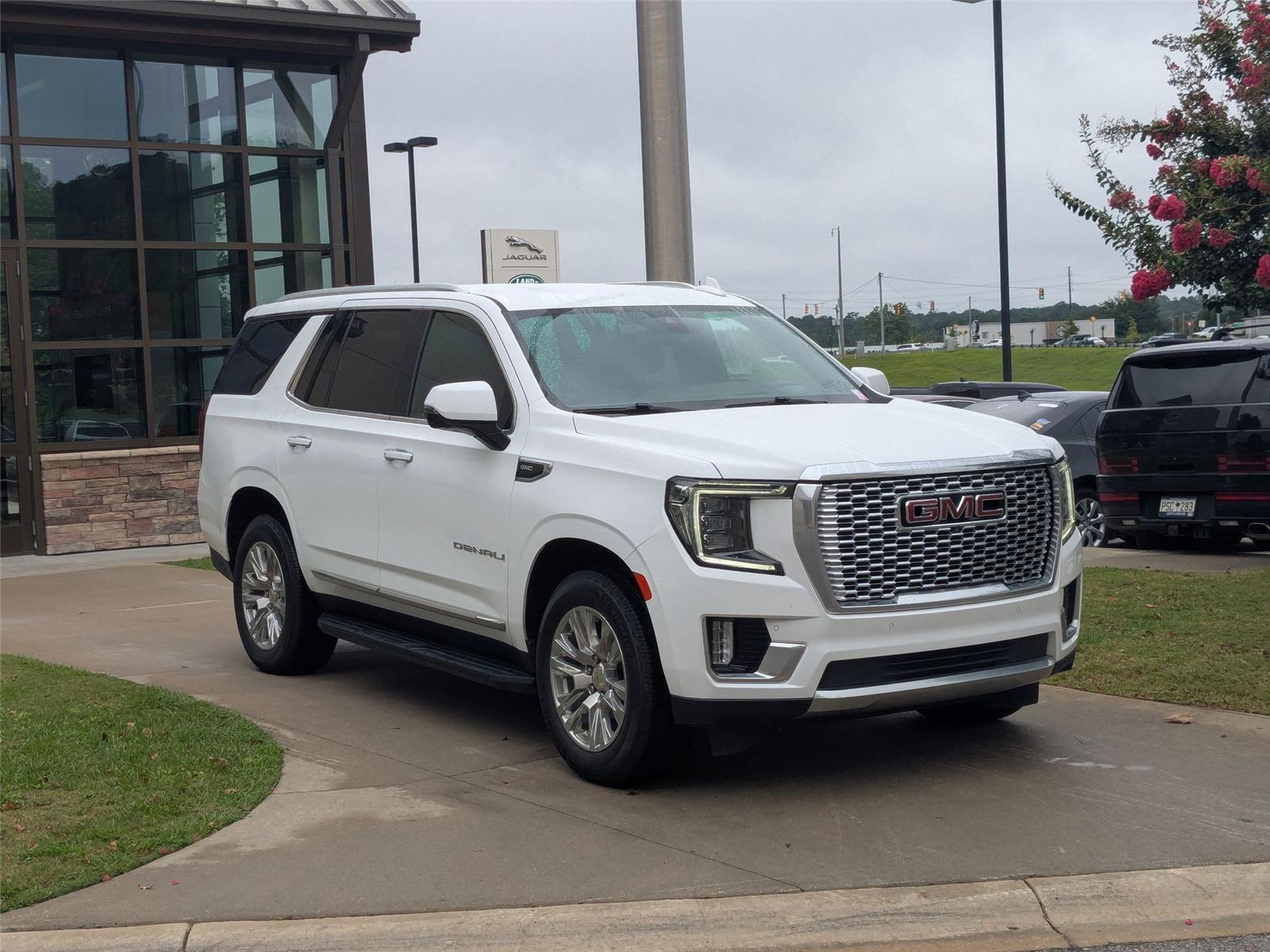 2022 Gmc Yukon Denali photo 3