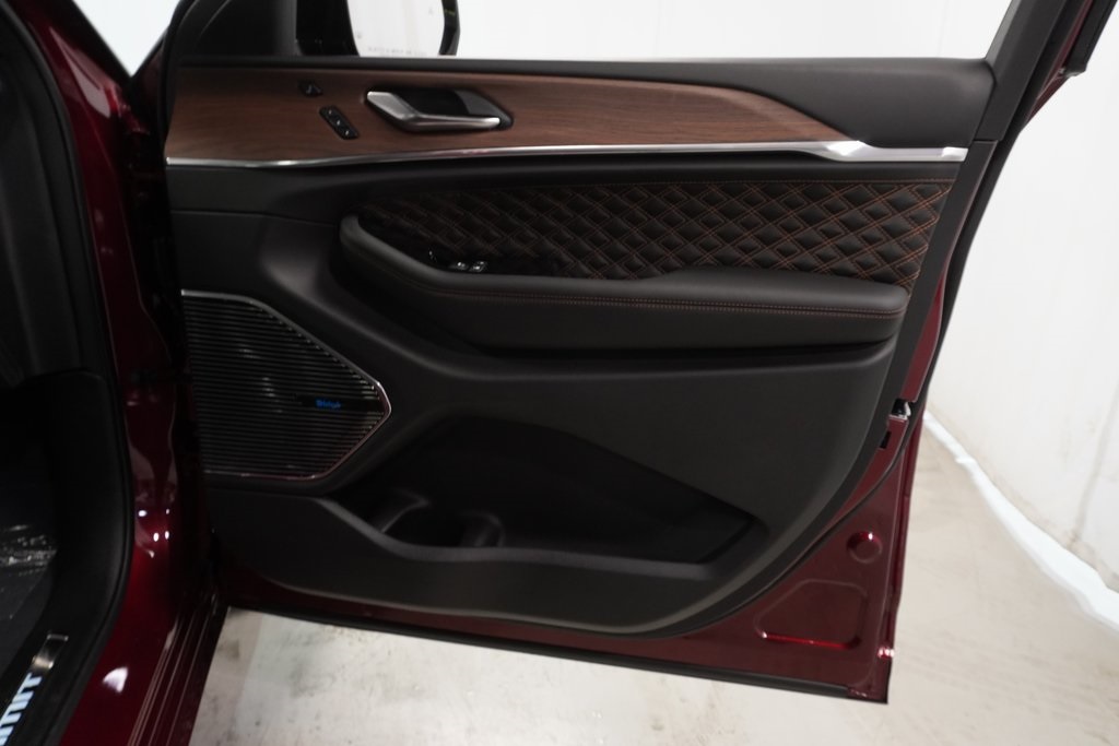 2023 Jeep Grand Cherokee Summit Reserve 4xe photo 30