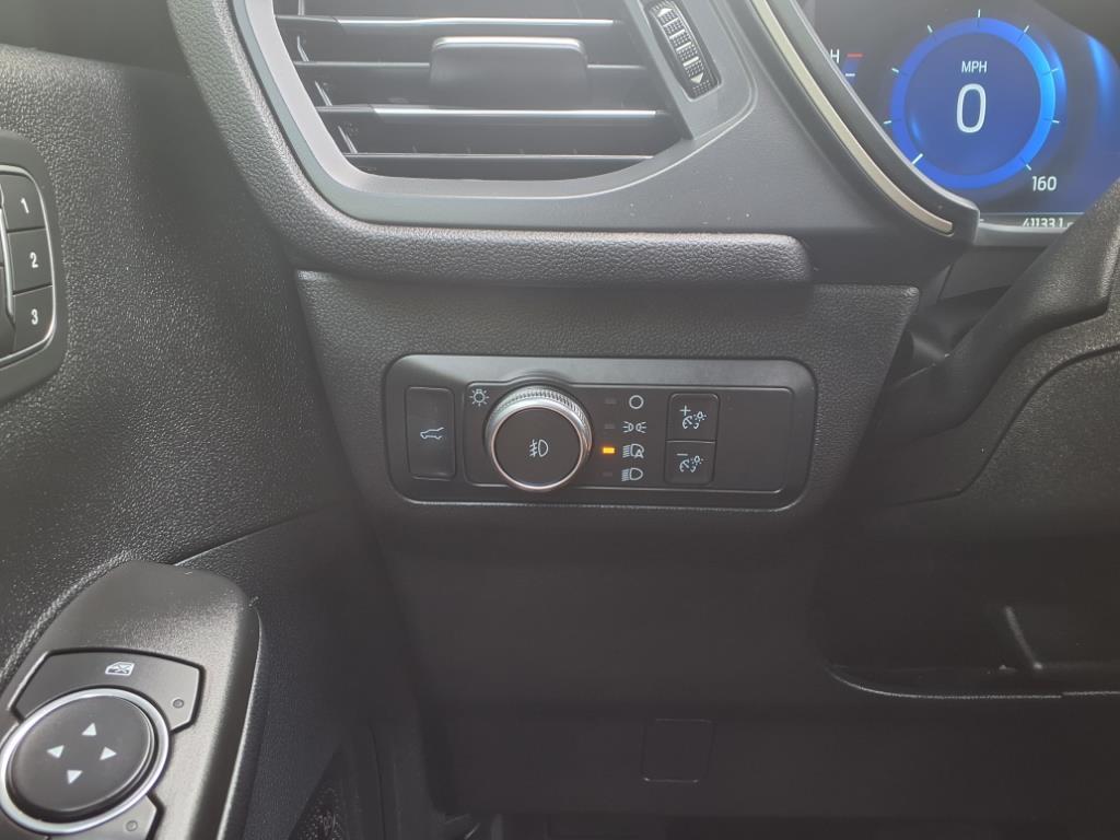2022 Ford Escape SEL photo 13