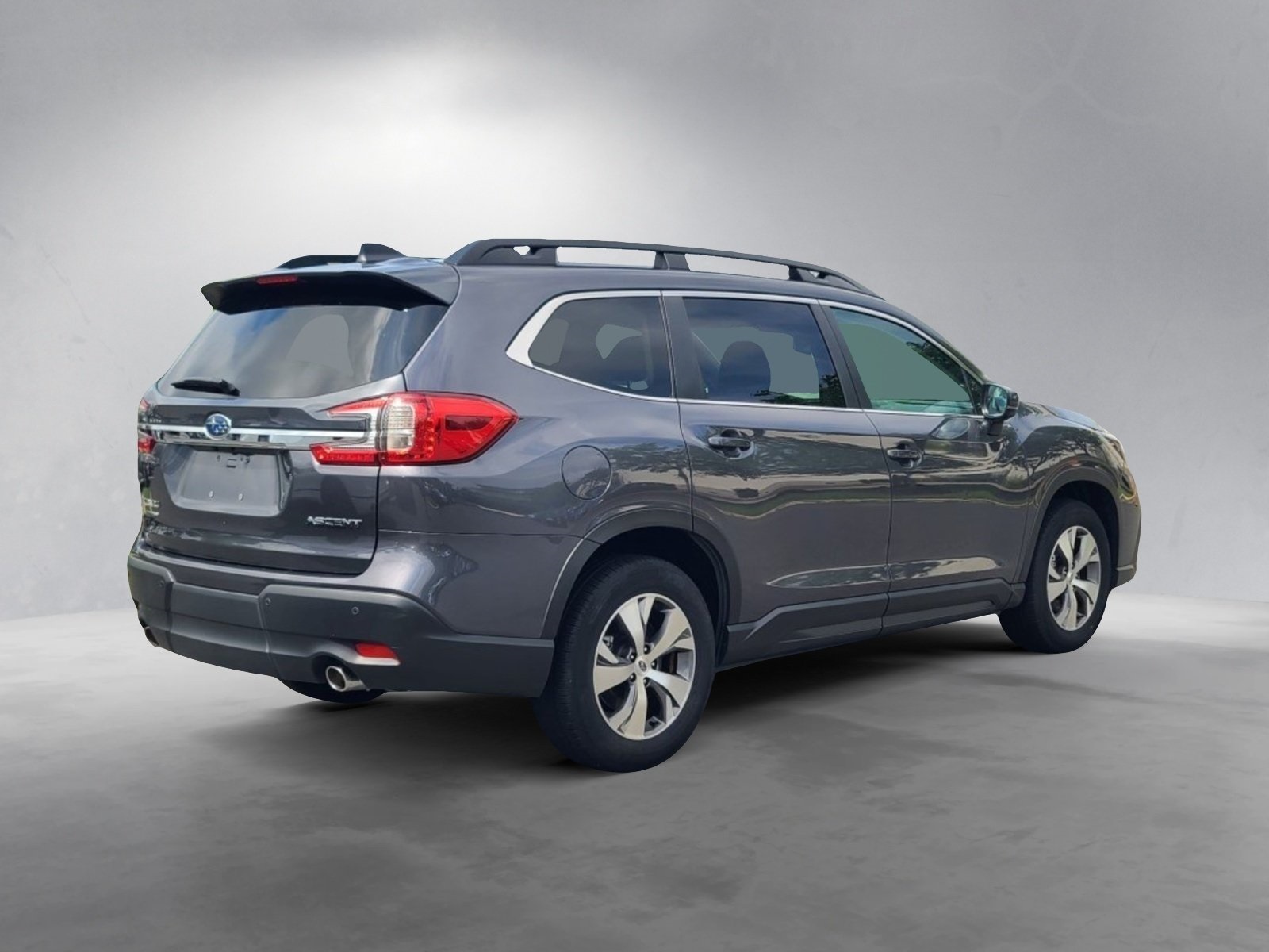 2024 Subaru Ascent Premium photo 5