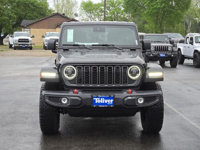 2025 Jeep Wrangler Rubicon photo 3