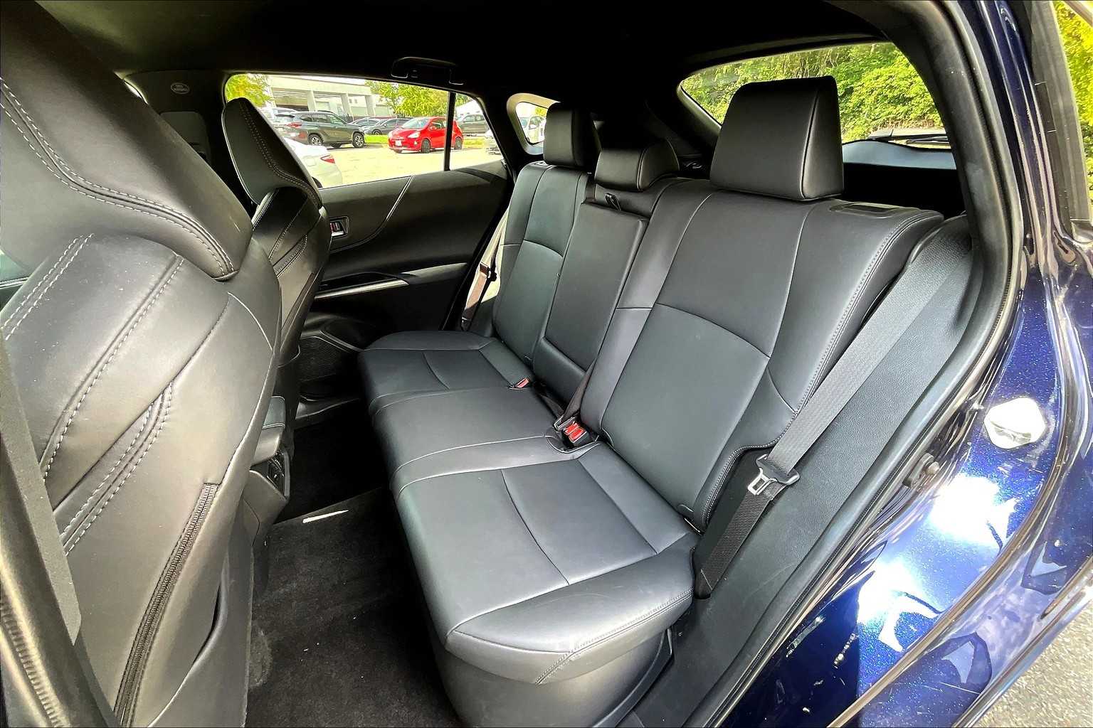 2022 Toyota Venza XLE photo 19