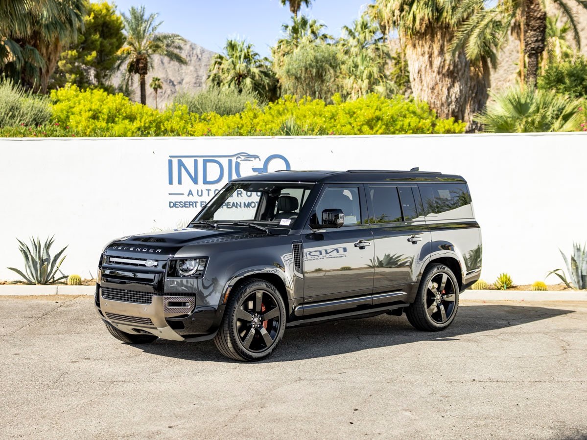 2025 Land Rover Defender X's photo