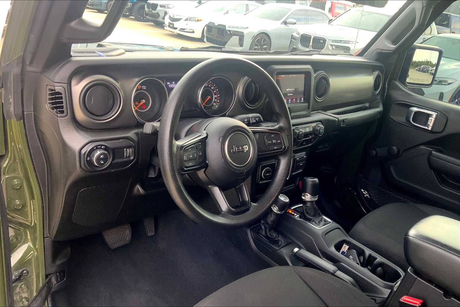 2023 Jeep Gladiator Sport photo 17