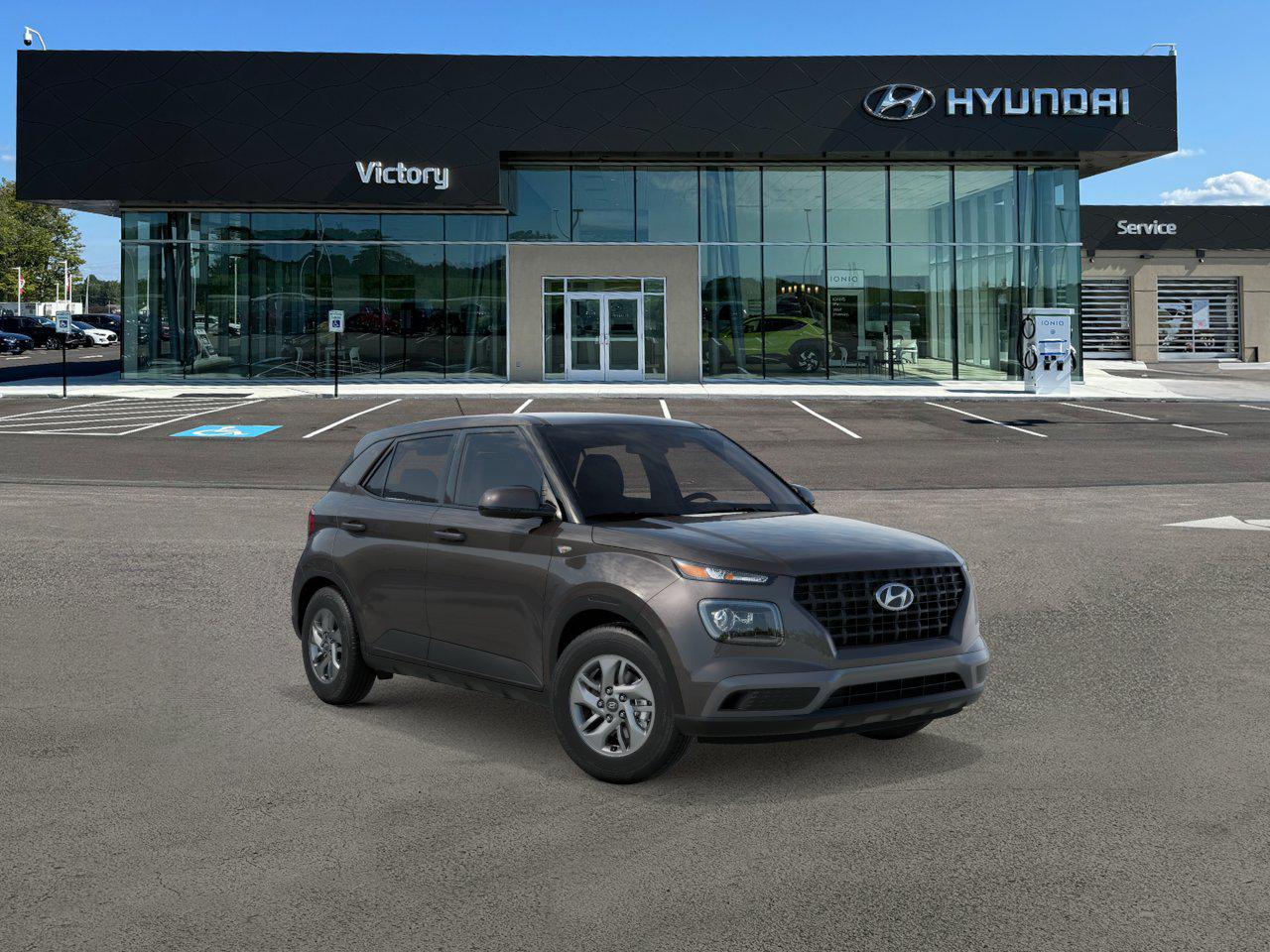 2025 Hyundai Venue SE photo 2