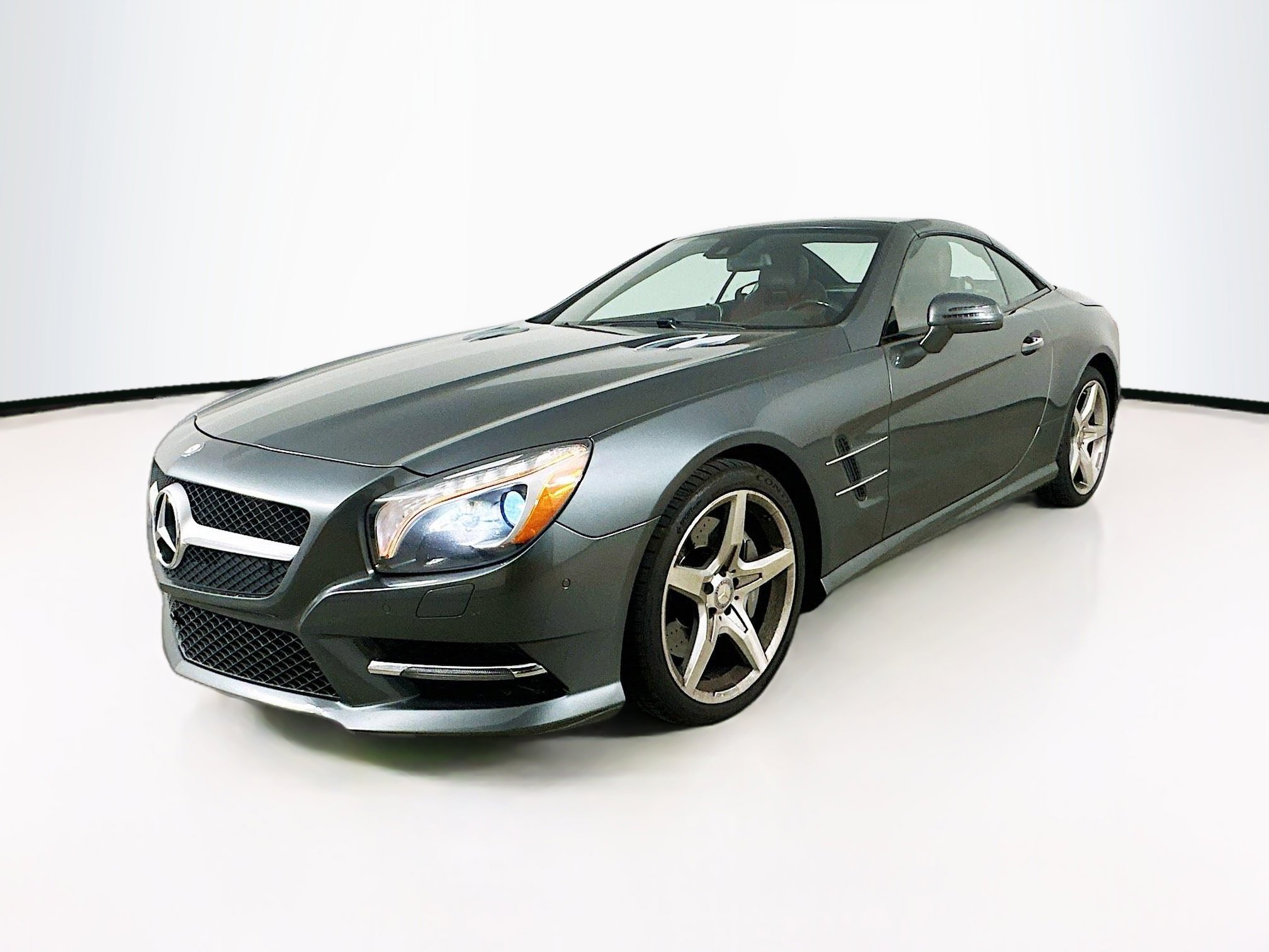 2013 Mercedes Benz SL 550 photo 3