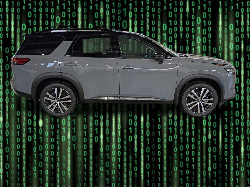 2025 Nissan Pathfinder Platinum photo 4